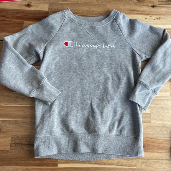 Champion Other - 3/$20 Champion Sweatshirt Youth Large